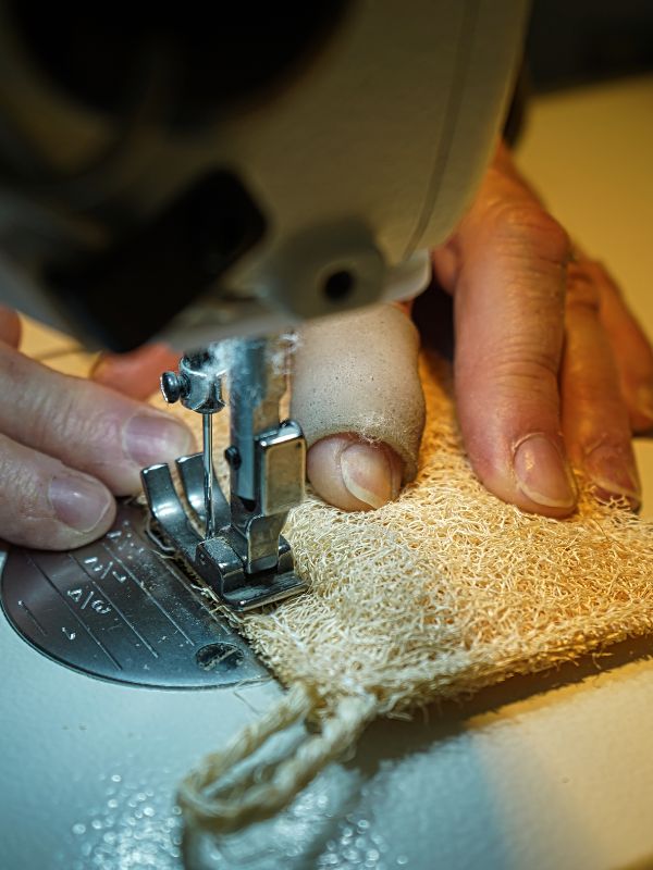 Detalle del cultivo de luffa